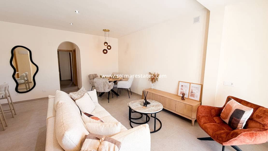 2 slaapkamer Villa te koop in Playa Flamenca met zwembad - € 379.000 (Ref: 9372266)