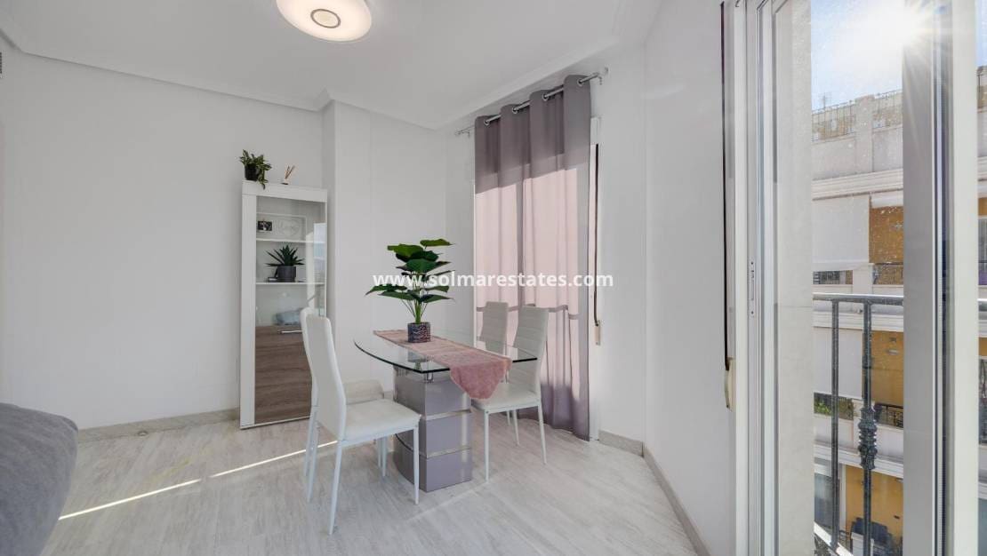 3 chambre Appartement à vendre à Almoradi - 149 969 € (Ref: 9373836)