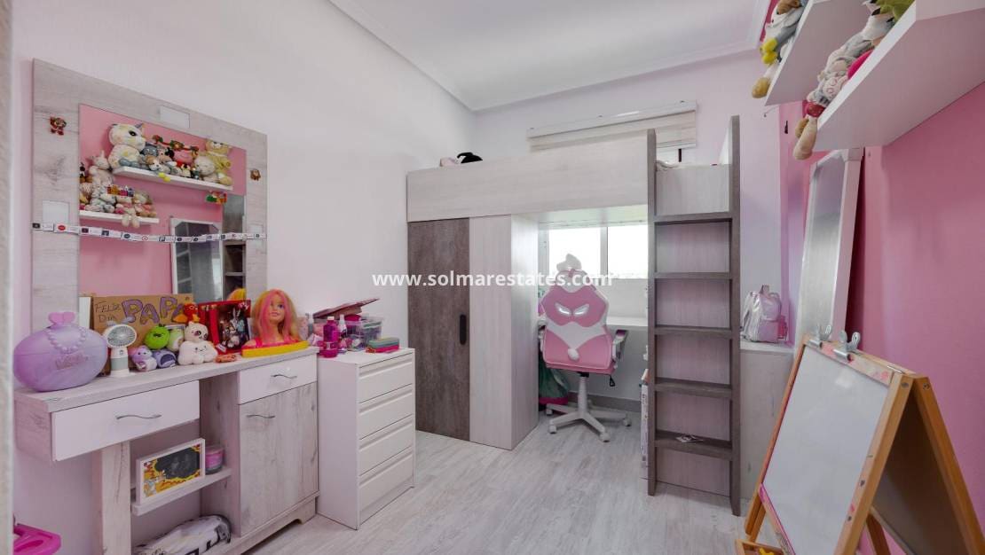 3 chambre Appartement à vendre à Almoradi - 149 969 € (Ref: 9373836)