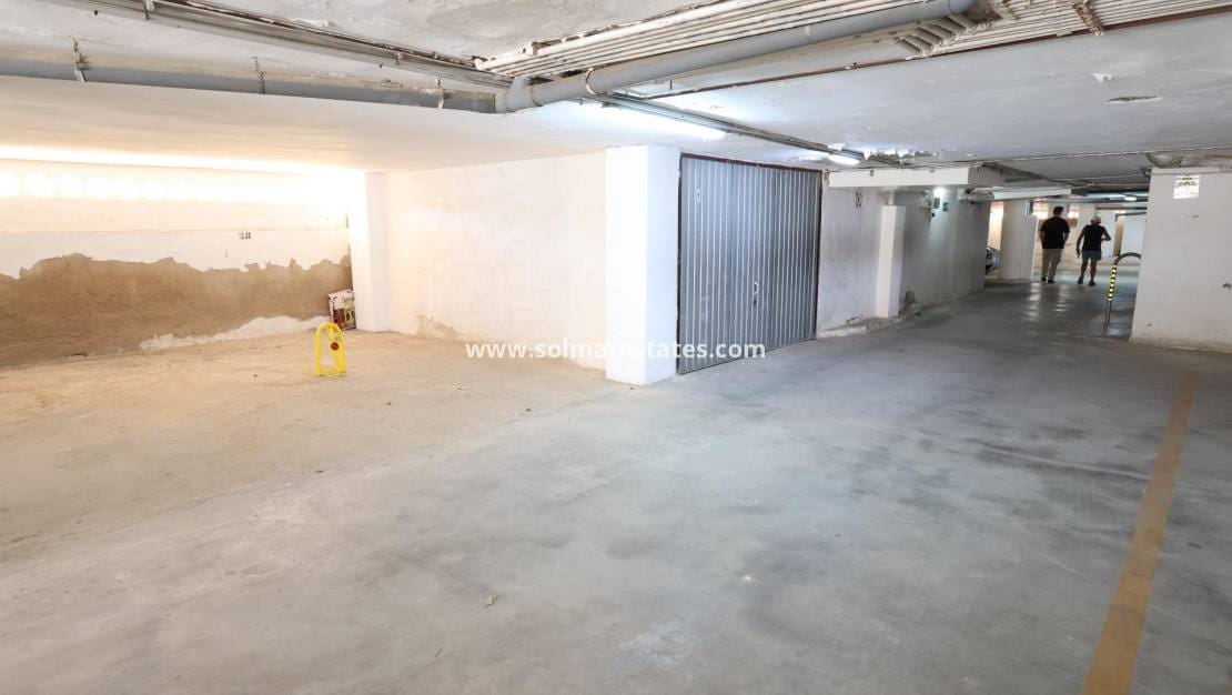 2 chambre Appartement à vendre à Punta Prima avec piscine - 144 000 € (Ref: 9376419)