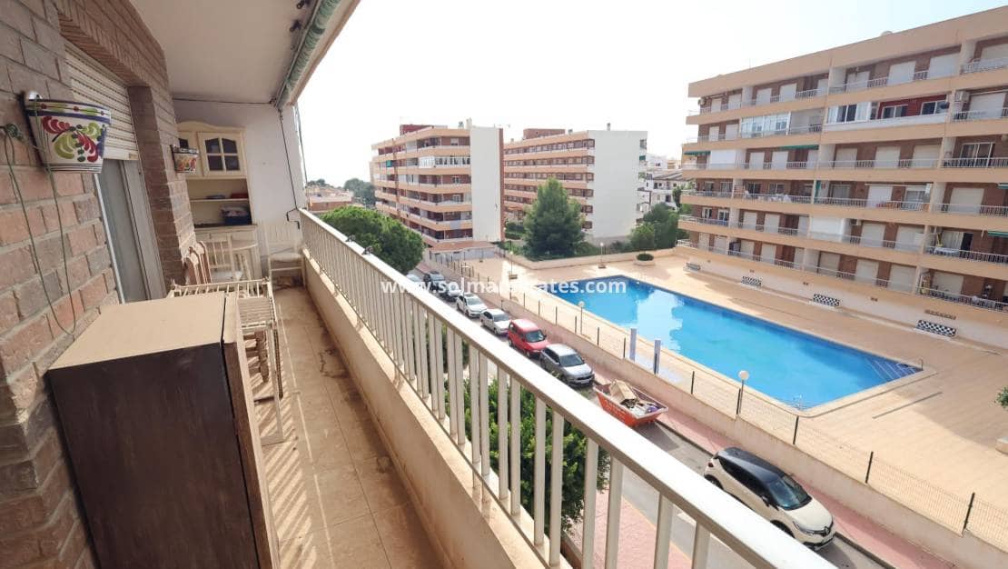 2 chambre Appartement à vendre à Punta Prima avec piscine - 144 000 € (Ref: 9376419)