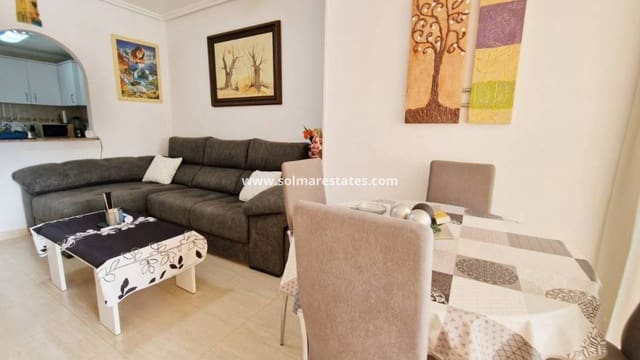 2 slaapkamer Appartement te koop in Daya Nueva met zwembad - € 125.000 (Ref: 9378117)