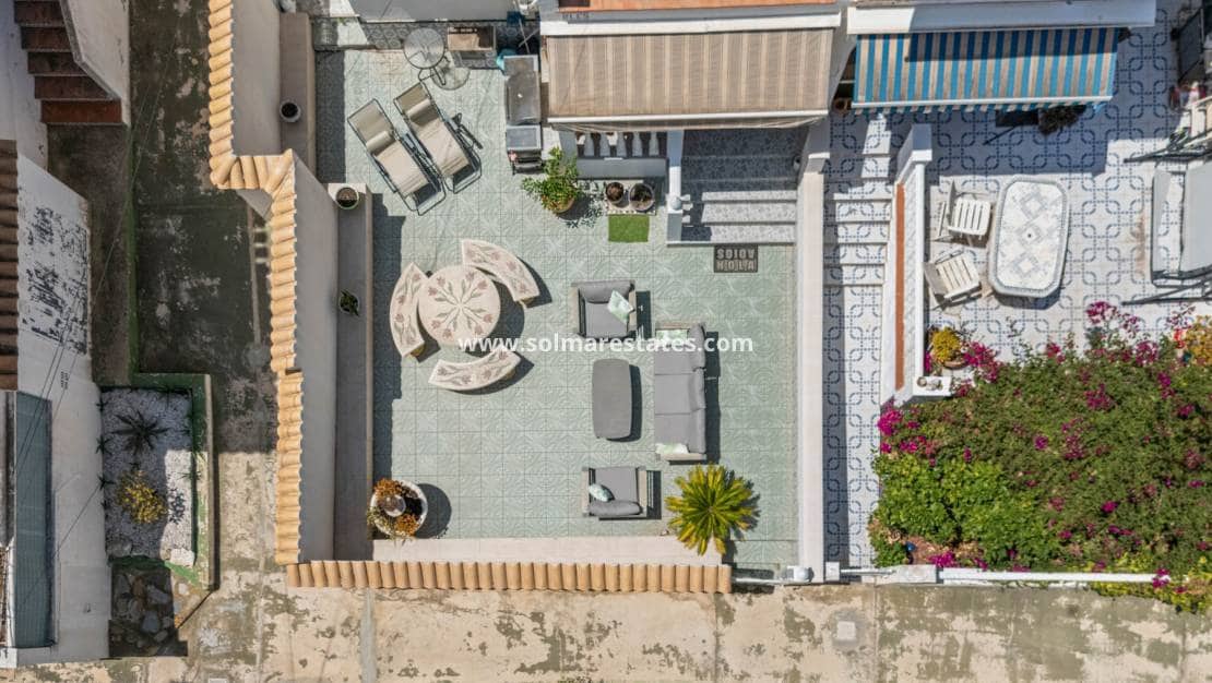 Apartamento de 2 habitaciones en Los Balcones en venta con piscina - 149.000 € (Ref: 9379927)