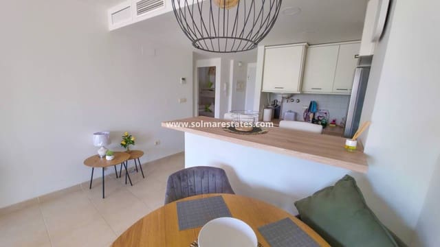 2 Zimmer Apartment zu verkaufen in Villamartin, Orihuela mit Pool - 199.999 € (Ref: 9379928)