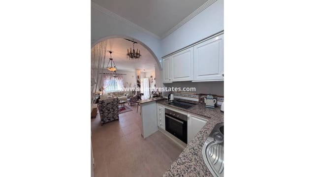 2 chambre Maison de Ville à vendre à Villamartin, Orihuela avec piscine - 164 950 € (Ref: 9379929)