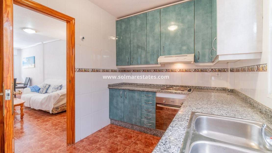 3 chambre Maison de Ville à vendre à Playa Flamenca avec piscine - 169 000 € (Ref: 9379930)