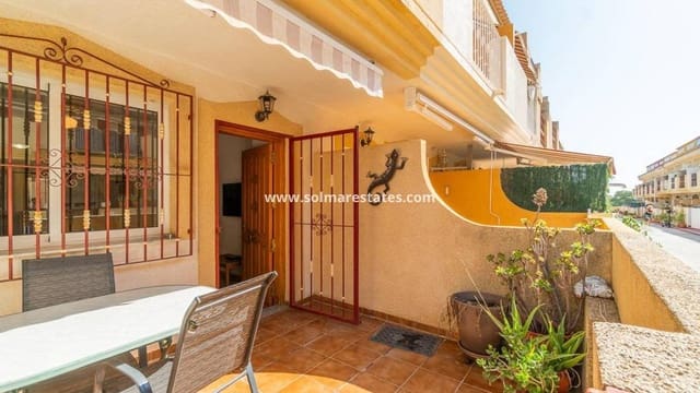 3 quarto Casa em Banda para venda em Playa Flamenca, Orihuela com piscina - 169 000 € (Ref: 9379930)