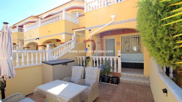 3 bedroom Townhouse for sale in Lo Crispin, Algorfa with pool - € 179,950 (Ref: 9383767)