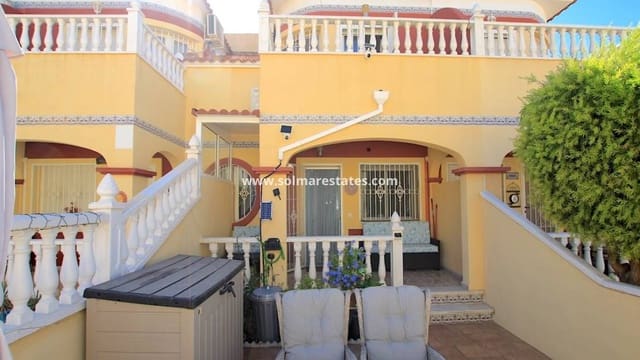 3 bedroom Townhouse for sale in Lo Crispin, Algorfa with pool - € 179,950 (Ref: 9383767)