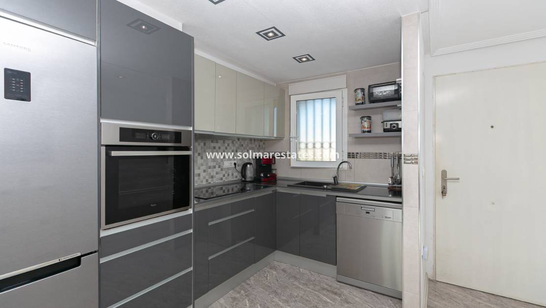 2 camera da letto Appartamento in vendita in La Zenia con piscina - 198.000 € (Rif: 9383988)