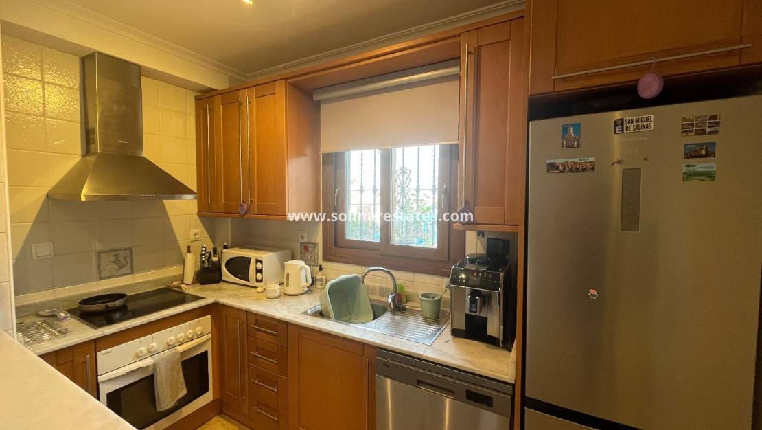 2 slaapkamer Appartement te koop in Villamartin met zwembad - € 199.995 (Ref: 9386550)