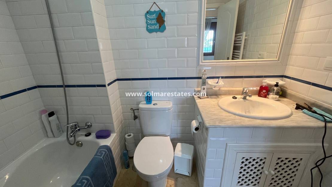 2 slaapkamer Appartement te koop in Villamartin met zwembad - € 199.995 (Ref: 9386550)