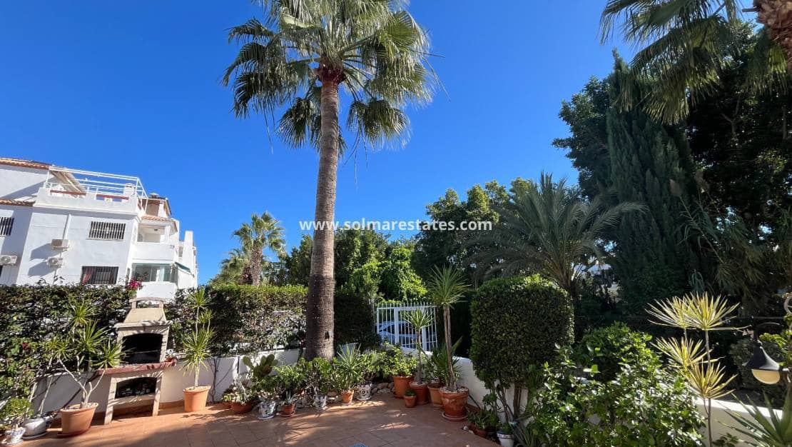 2 slaapkamer Appartement te koop in Villamartin met zwembad - € 199.995 (Ref: 9386550)