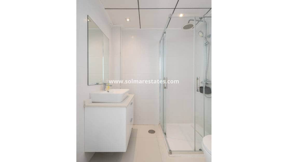 2 slaapkamer Appartement te koop in Orihuela Costa met zwembad - € 289.000 (Ref: 9388487)