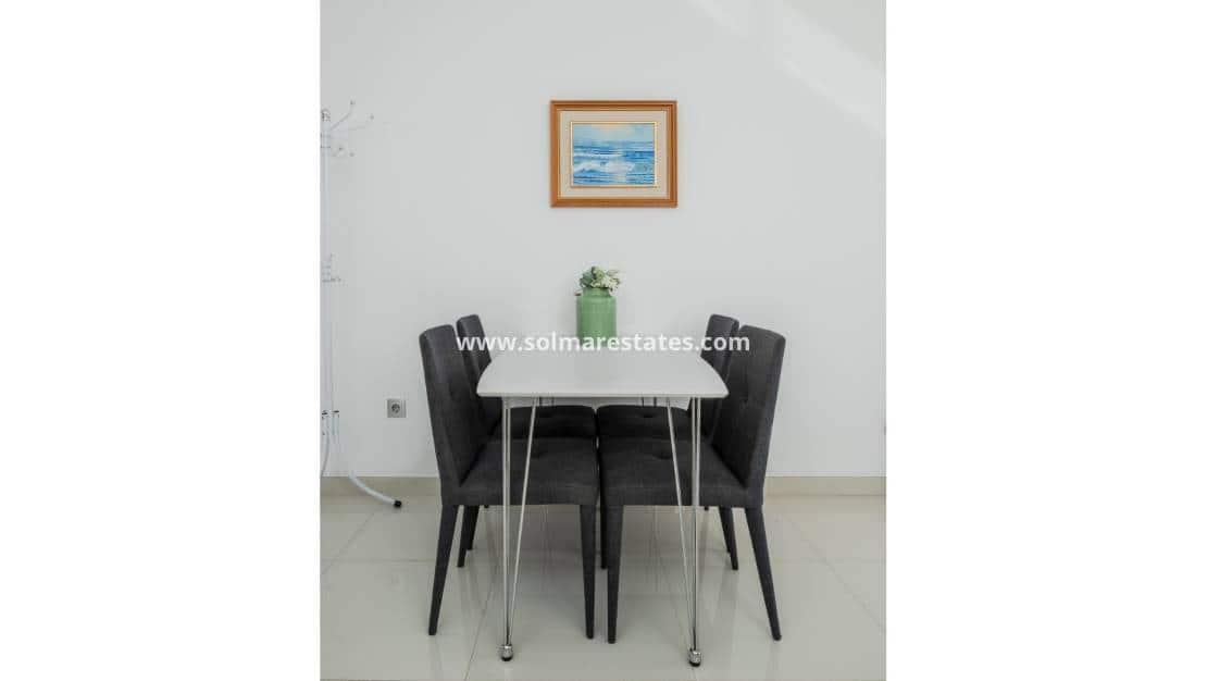 2 slaapkamer Appartement te koop in Orihuela Costa met zwembad - € 289.000 (Ref: 9388487)