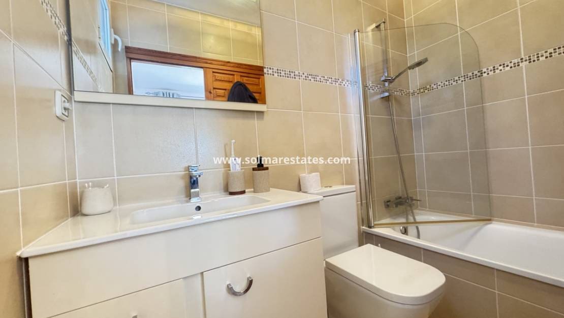 3 bedroom Villa for sale in Blue Lagoon with pool - € 374,995 (Ref: 9394258)