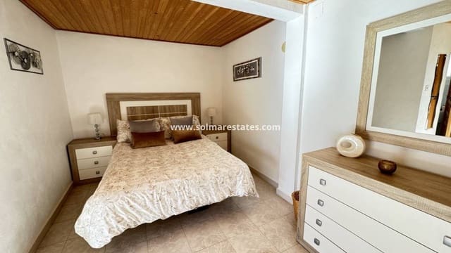 3 bedroom Villa for sale in Blue Lagoon with pool - € 374,995 (Ref: 9394258)