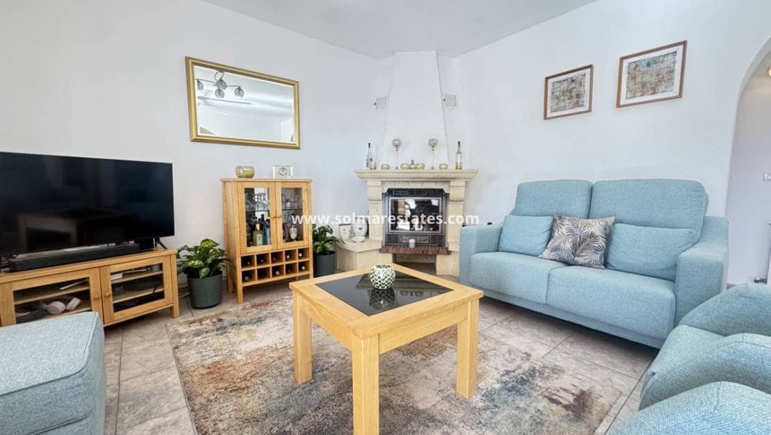 3 bedroom Villa for sale in Blue Lagoon with pool - € 374,995 (Ref: 9394258)