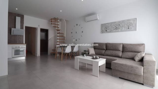 2 soveværelse Byhus til salg i San Luis, Torrevieja - € 149.900 (Ref: 9394418)