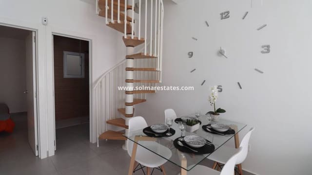 2 soveværelse Byhus til salg i San Luis, Torrevieja - € 149.900 (Ref: 9394418)