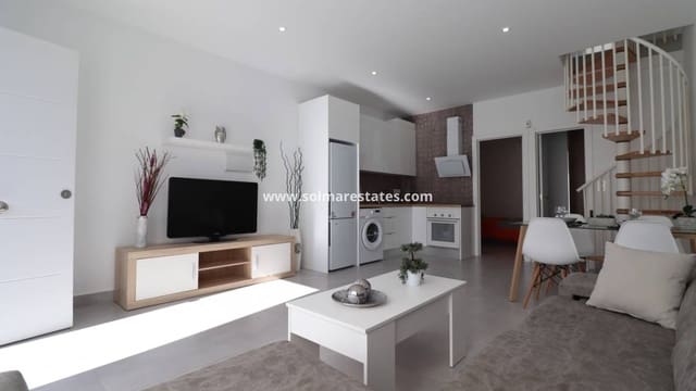 2 soveværelse Byhus til salg i San Luis, Torrevieja - € 149.900 (Ref: 9394418)