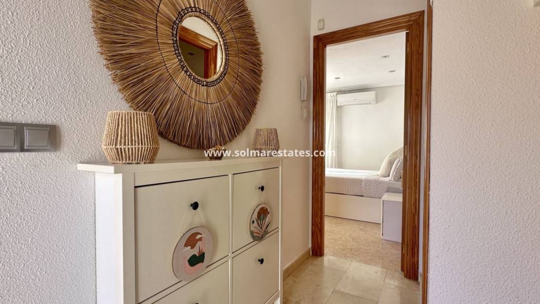 3 soverom Hus til salgs i Playa Flamenca med svømmebasseng - € 295 000 (Ref: 9394419)