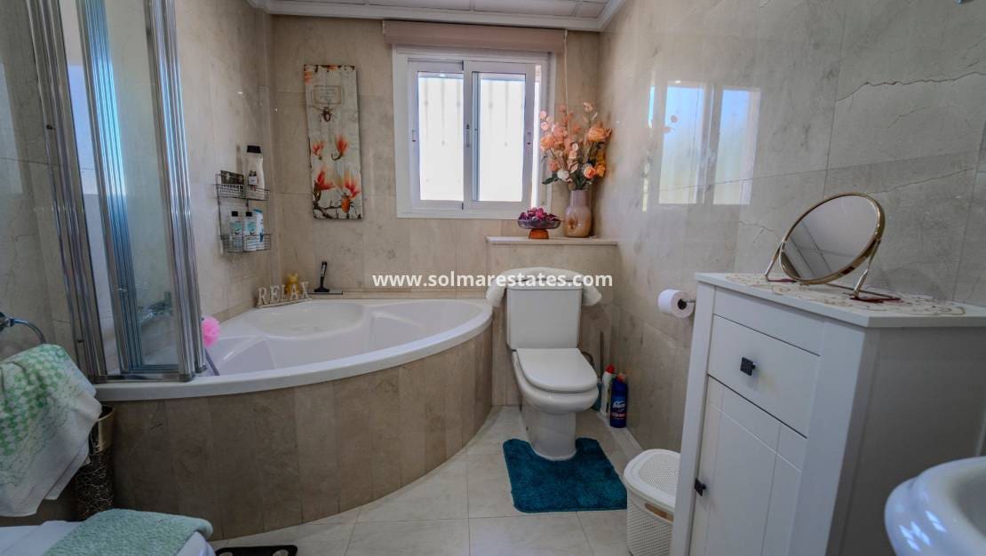 3 chambre Maison de Ville à vendre à Ciudad Quesada avec piscine - 235 000 € (Ref: 9396294)