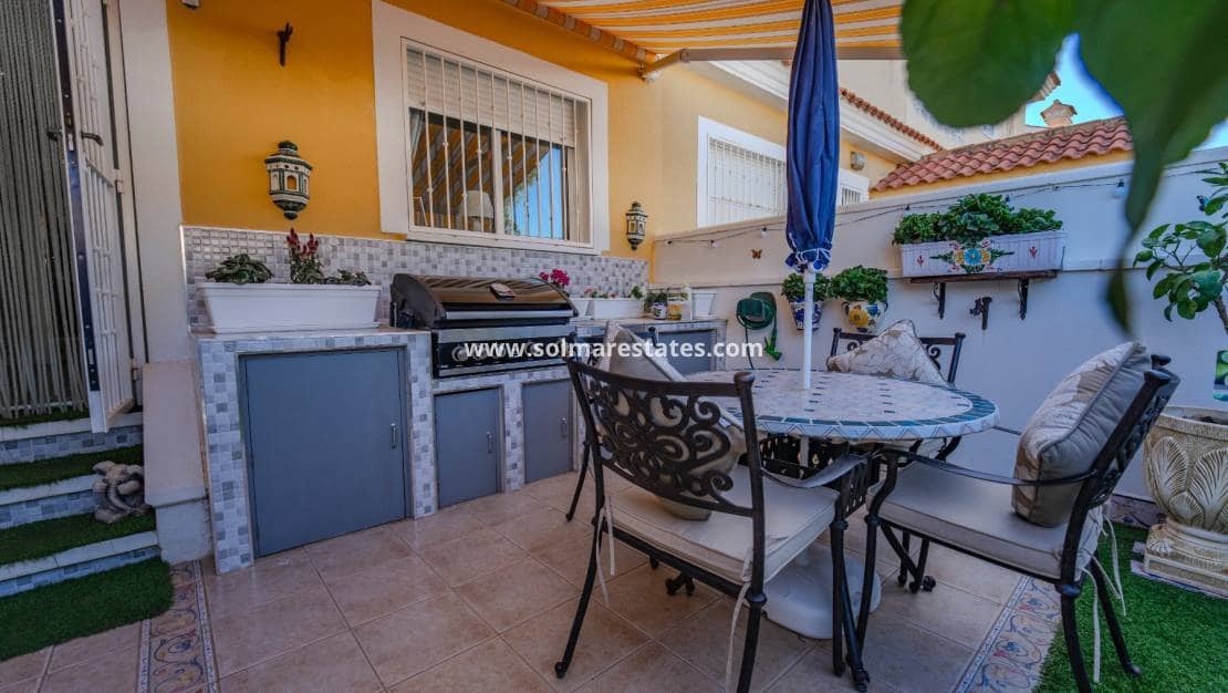 3 chambre Maison de Ville à vendre à Ciudad Quesada avec piscine - 235 000 € (Ref: 9396294)