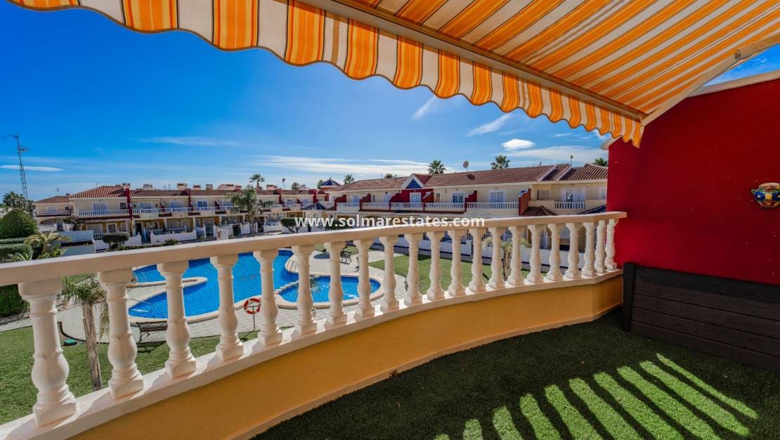 3 chambre Maison de Ville à vendre à Ciudad Quesada avec piscine - 235 000 € (Ref: 9396294)