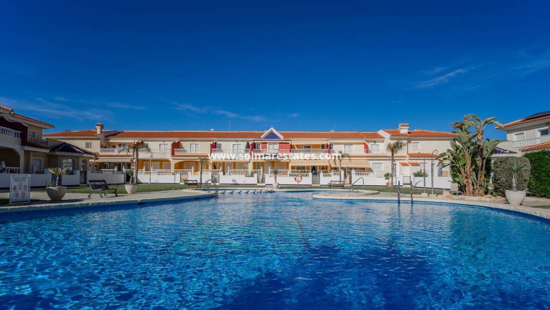 3 chambre Maison de Ville à vendre à Ciudad Quesada avec piscine - 235 000 € (Ref: 9396294)