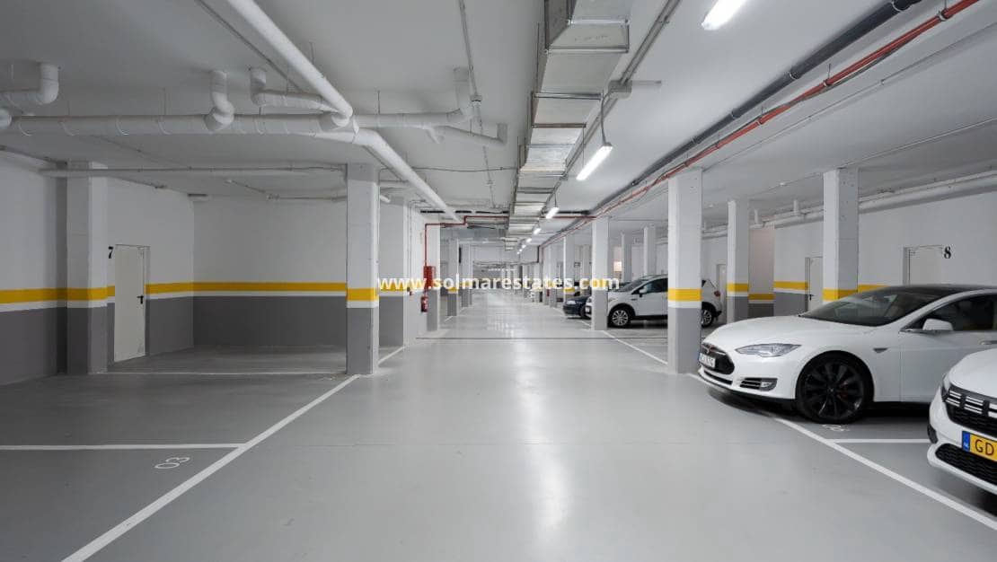 2 Zimmer Apartment zu verkaufen in Playa Flamenca mit Pool - 380.000 € (Ref: 9396707)