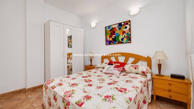 2 bedroom Apartment for sale in El Molino, Torrevieja with pool - € 139,500 (Ref: 9396708)