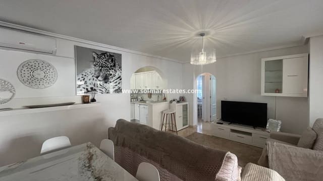 2 bedroom Bungalow for sale in Punta Prima, Orihuela with pool - € 219,999 (Ref: 9398065)