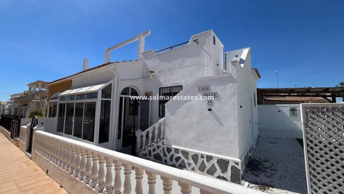 2 soveværelse Bungalow til salg i Orihuela Costa med swimmingpool - € 209.999 (Ref: 9398065)