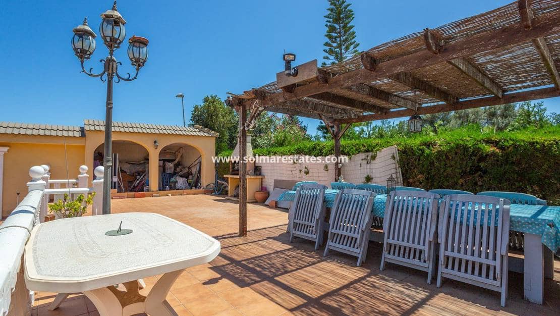 6 chambre Villa/Maison à vendre à Los Balcones avec piscine - 617 000 € (Ref: 9401019)