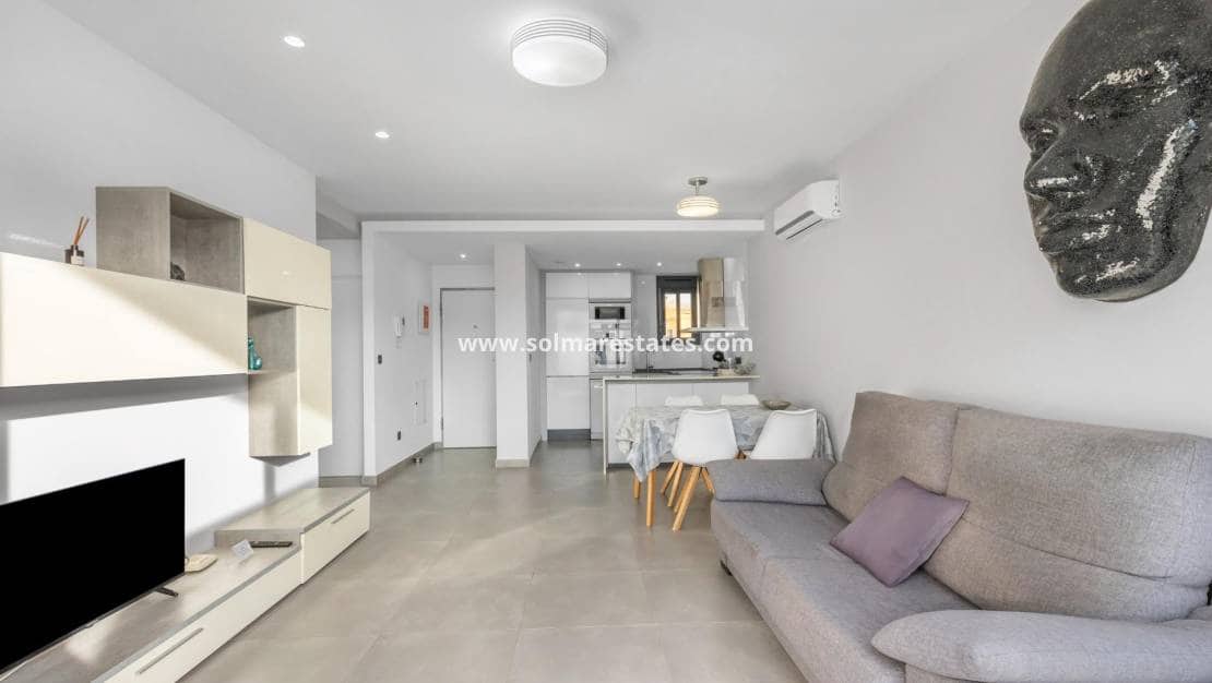 2 chambre Appartement à vendre à Punta Prima avec piscine - 289 900 € (Ref: 9401762)