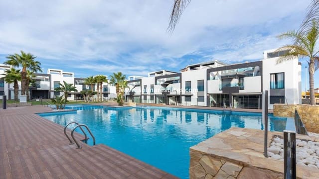 2 chambre Appartement à vendre à Punta Prima, Torrevieja avec piscine - 289 900 € (Ref: 9401762)