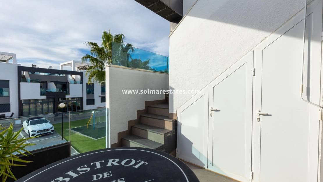 2 chambre Appartement à vendre à Punta Prima avec piscine - 269 900 € (Ref: 9401762)