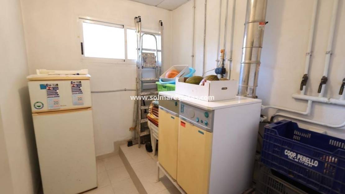 5 slaapkamer Villa te koop in Villamartin met zwembad - € 850.000 (Ref: 9402535)