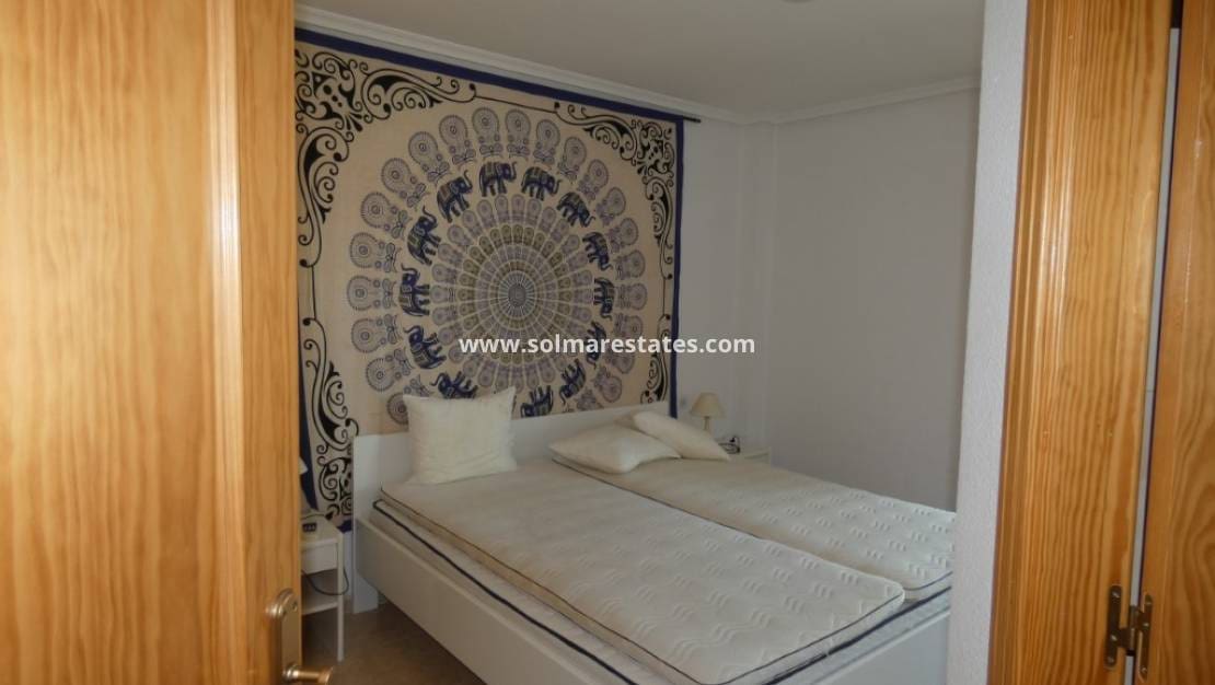 3 camera da letto Appartamento in vendita in Playa Flamenca con piscina - 265.000 € (Rif: 9409381)