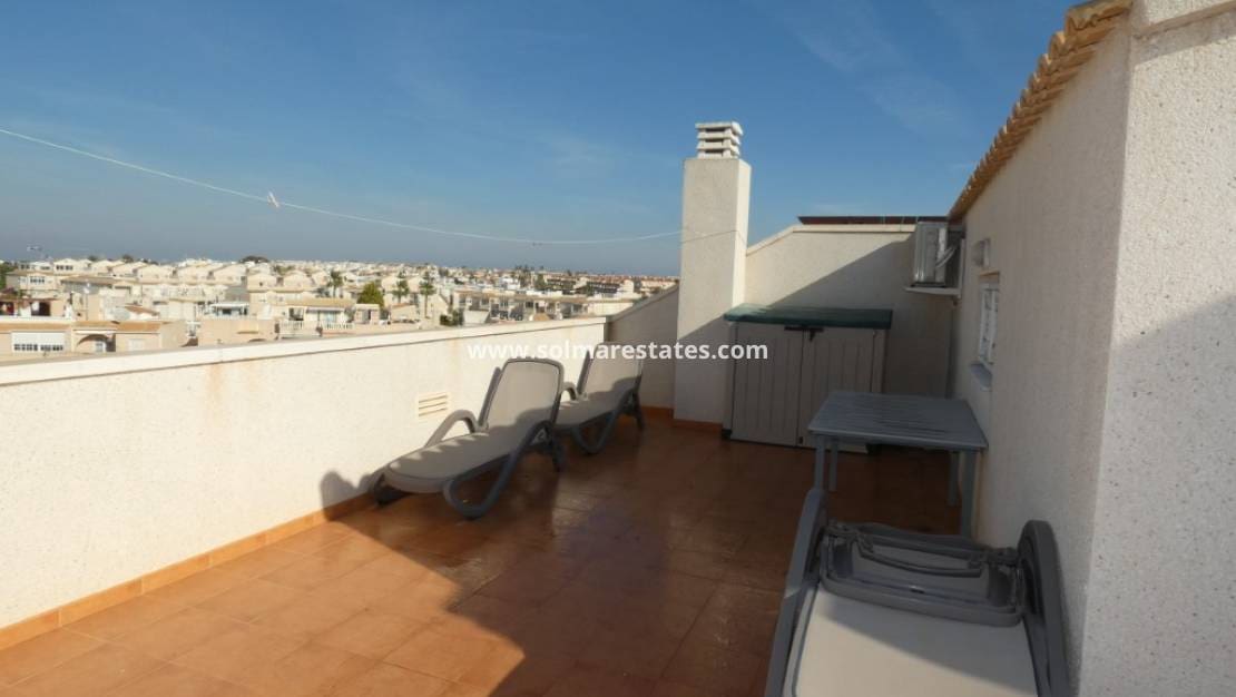 3 camera da letto Appartamento in vendita in Playa Flamenca con piscina - 265.000 € (Rif: 9409381)