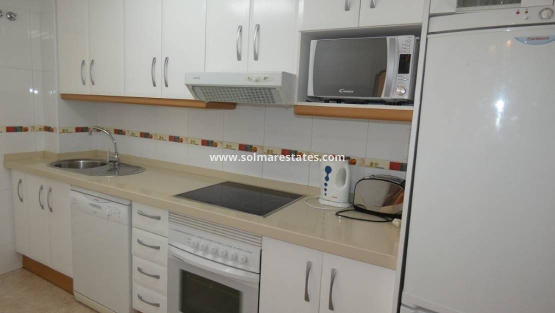 3 camera da letto Appartamento in vendita in Playa Flamenca con piscina - 265.000 € (Rif: 9409381)