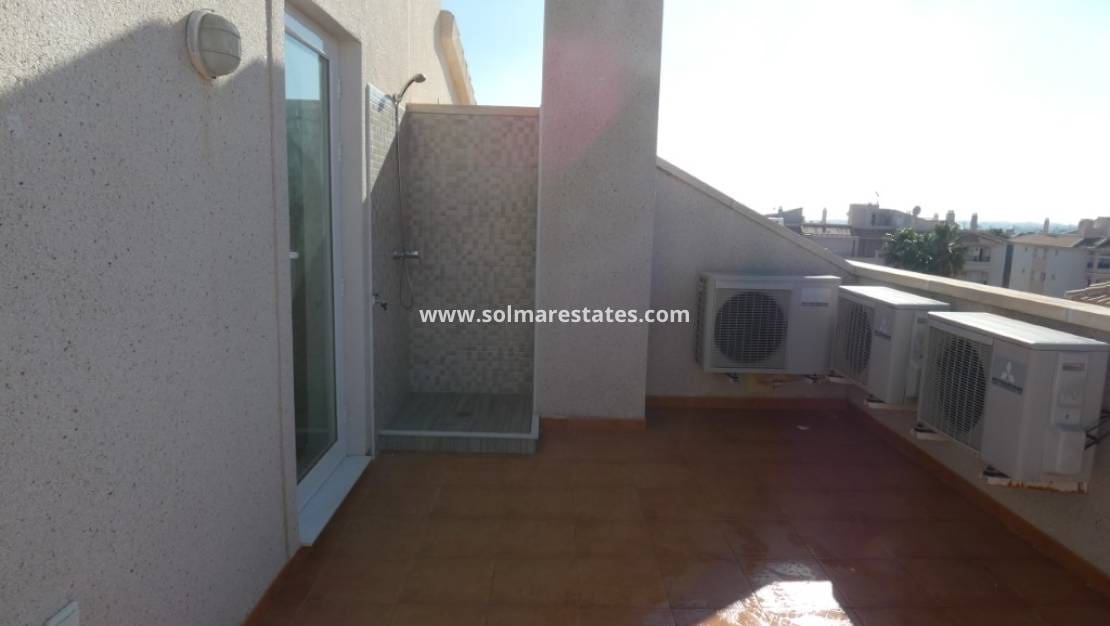 3 camera da letto Appartamento in vendita in Playa Flamenca con piscina - 265.000 € (Rif: 9409381)