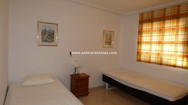 3 chambre Appartement à vendre à Playa Flamenca, Orihuela avec piscine - 265 000 € (Ref: 9409381)