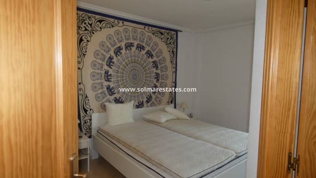 3 chambre Appartement à vendre à Playa Flamenca, Orihuela avec piscine - 265 000 € (Ref: 9409381)