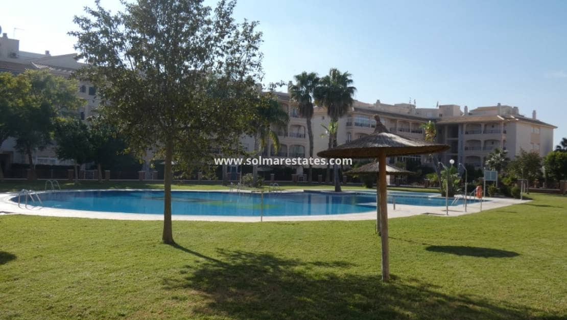 3 camera da letto Appartamento in vendita in Playa Flamenca con piscina - 265.000 € (Rif: 9409381)