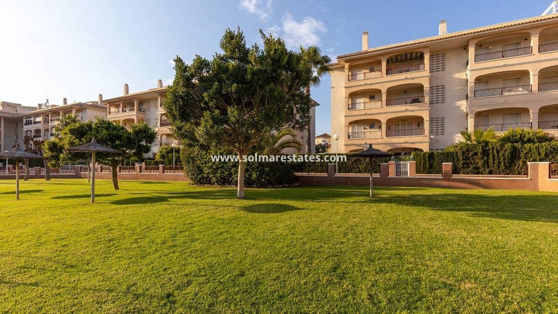 3 camera da letto Appartamento in vendita in Playa Flamenca con piscina - 265.000 € (Rif: 9409381)