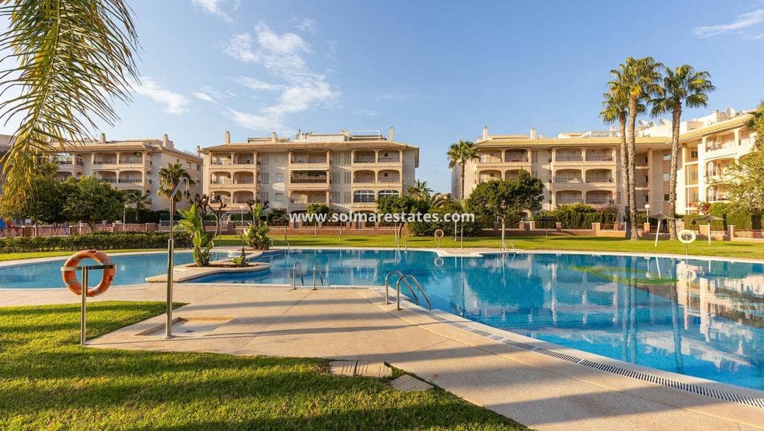 3 camera da letto Appartamento in vendita in Playa Flamenca con piscina - 265.000 € (Rif: 9409381)