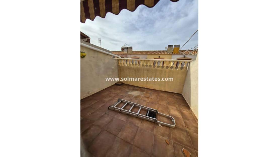 3 slaapkamer Huis te koop in Playa Flamenca met zwembad - € 165.000 (Ref: 9409382)