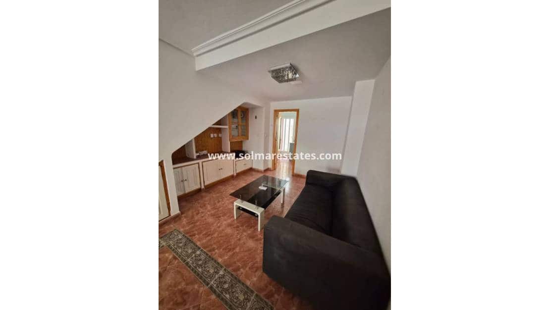 3 slaapkamer Huis te koop in Playa Flamenca met zwembad - € 165.000 (Ref: 9409382)